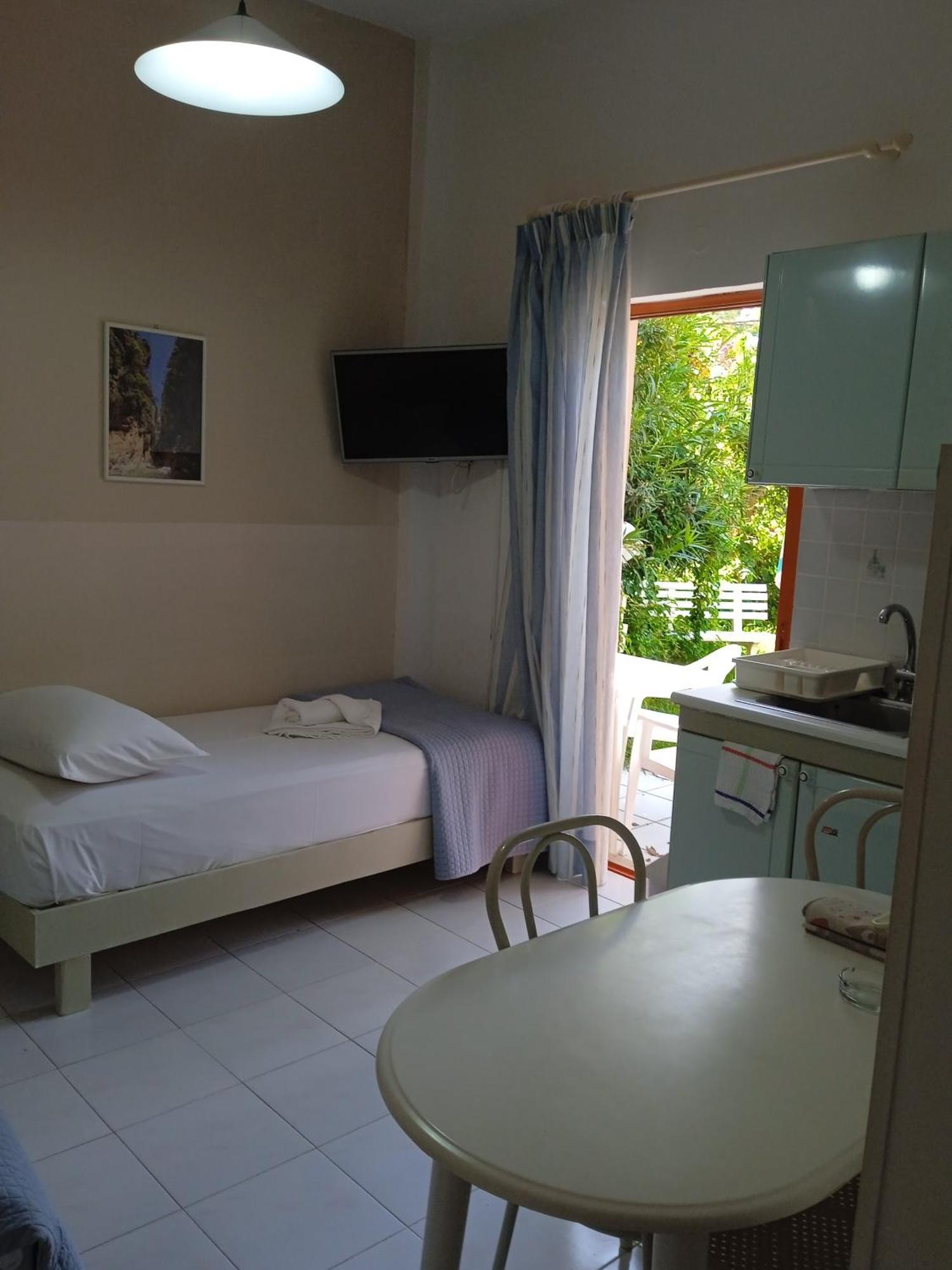 Ilona Apartments Chania Kato Daratso Værelse billede